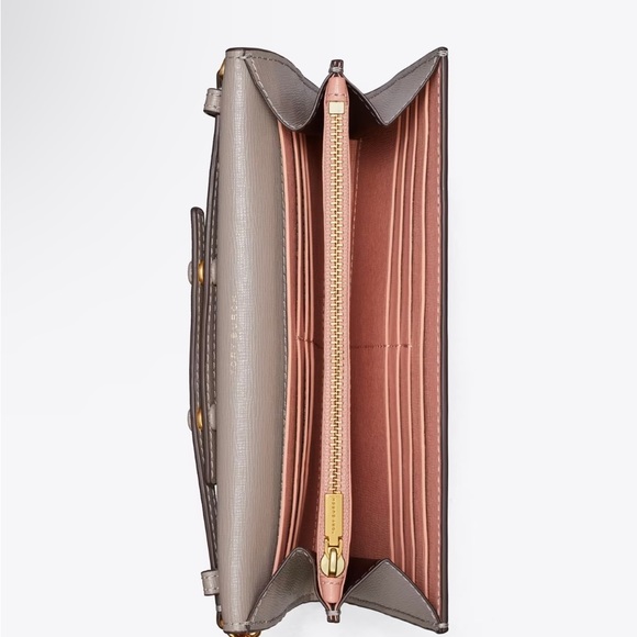 NWT - Tory Burch - Robinson wallet - Picture 2 of 2